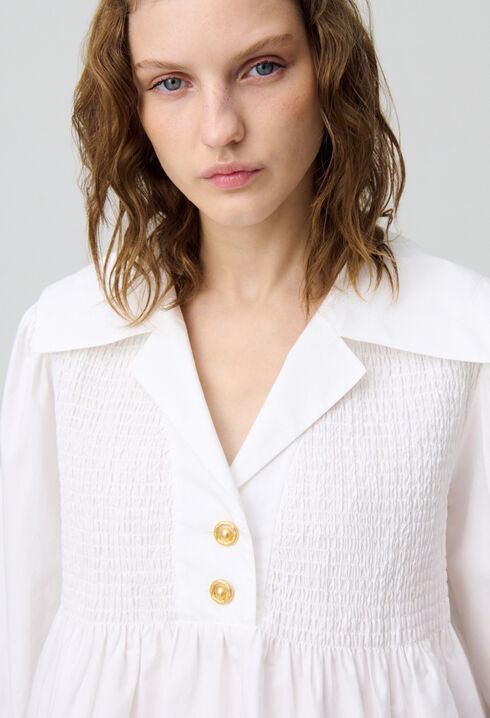 Blusa con volantes