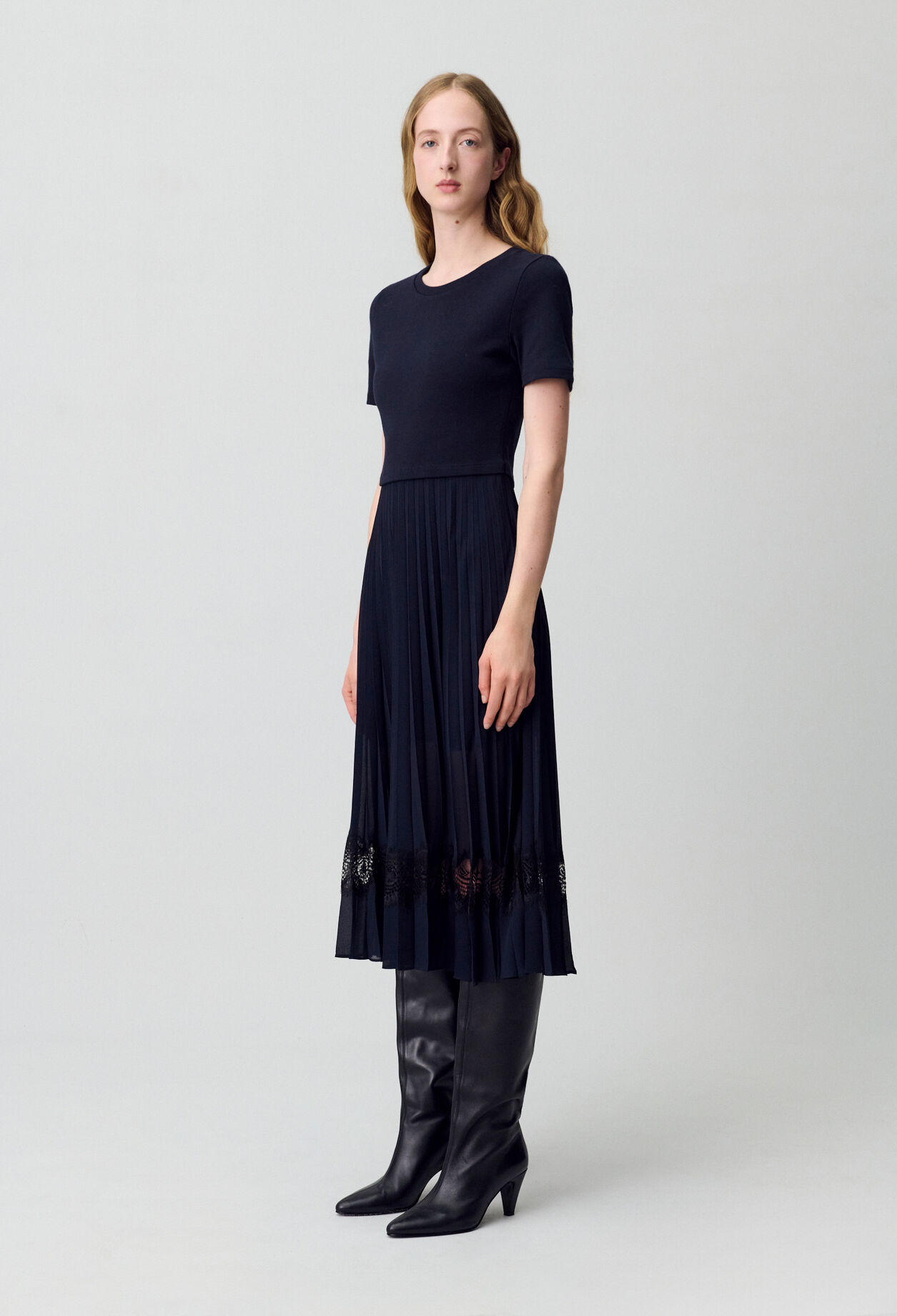 Vestido bimaterial negro y azul marino 