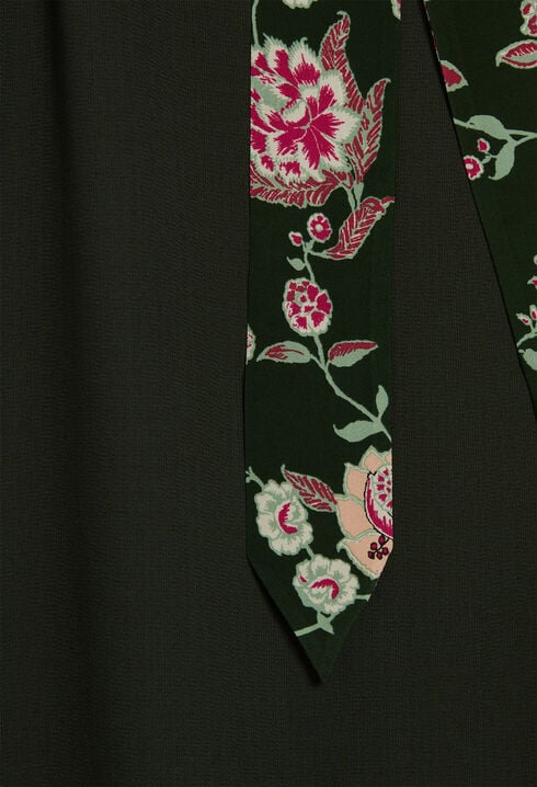 Vestido con cinturón