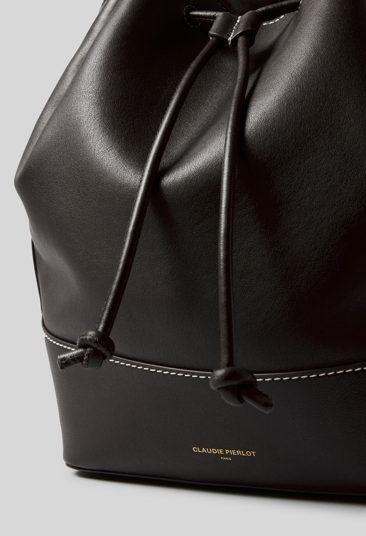 Bolso saco grande de cuero