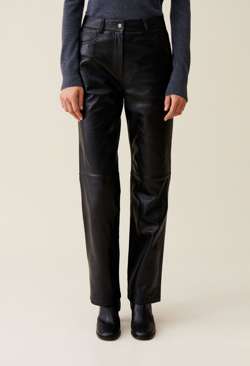 Pantal&oacute;n recto de cuero