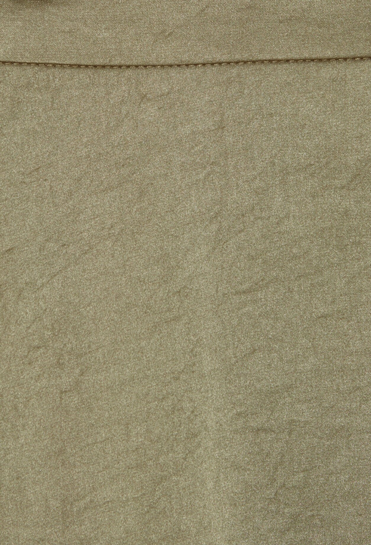 Falda midi de raso caqui