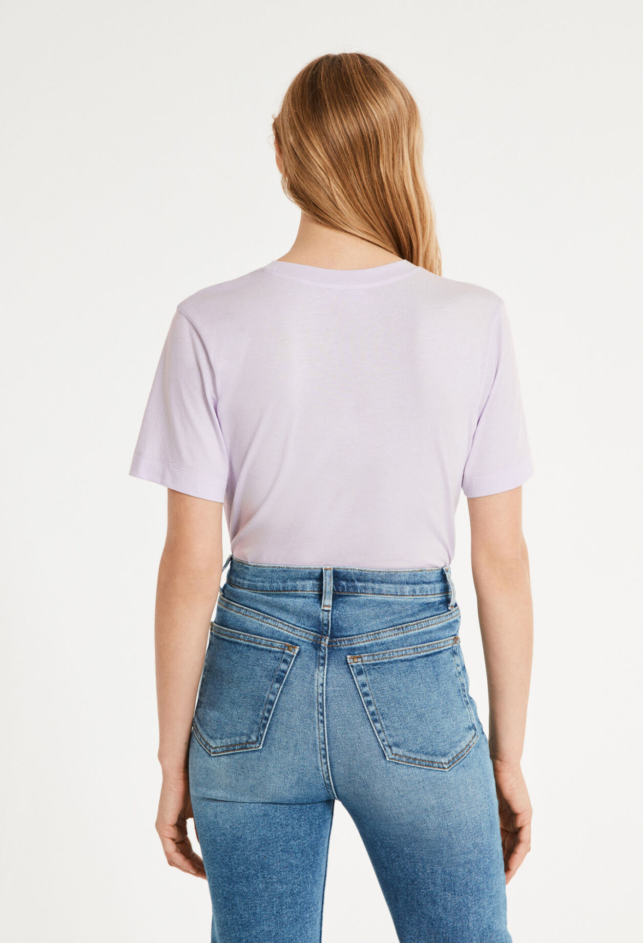 Camiseta lila