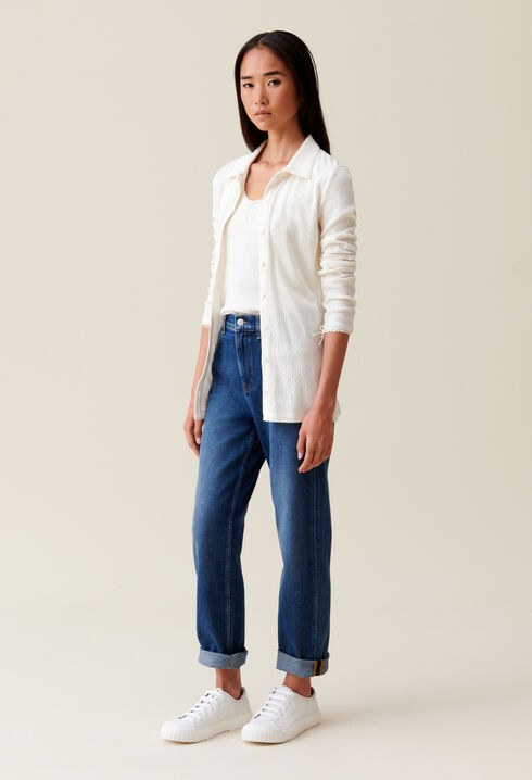 Top crudo con cuello de camisa