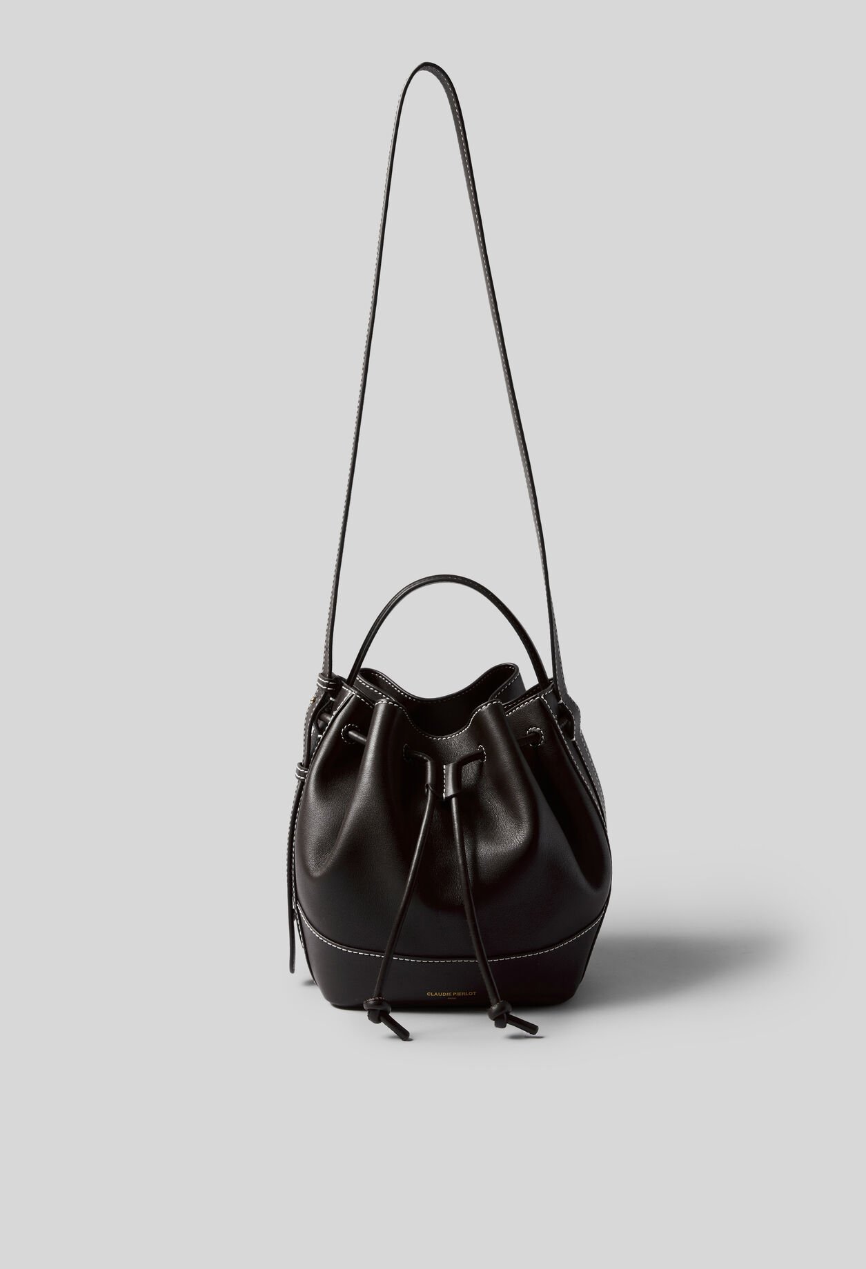 Bolso de cuero tipo saco