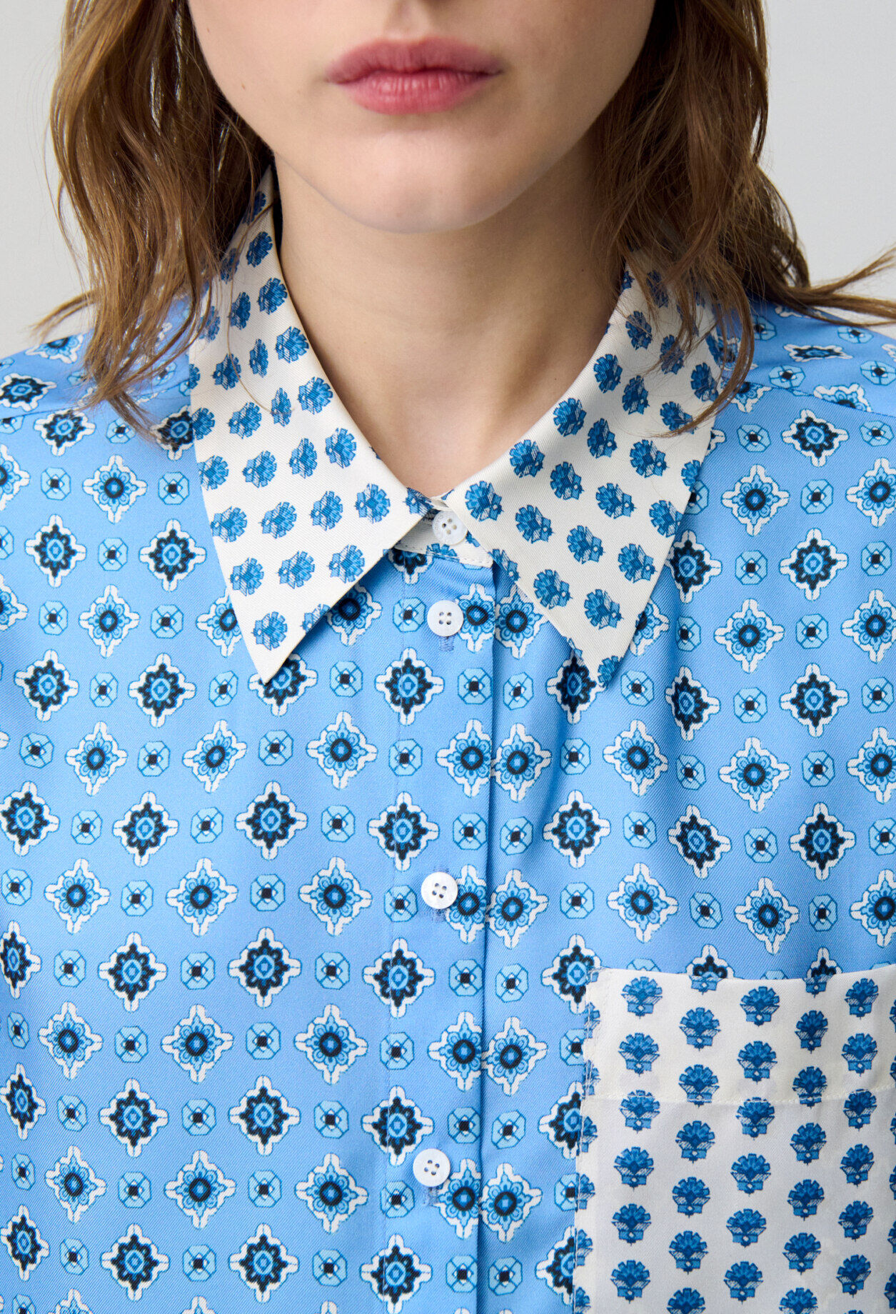Camisa recta de seda