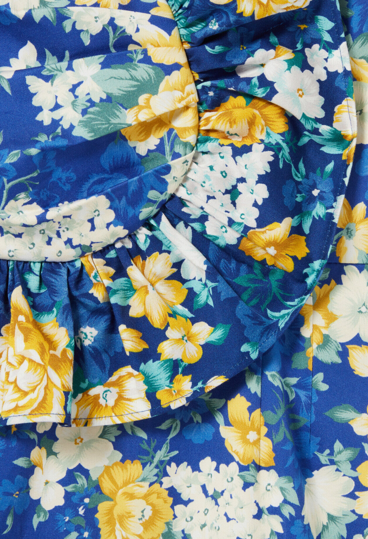Vestido corto con volantes