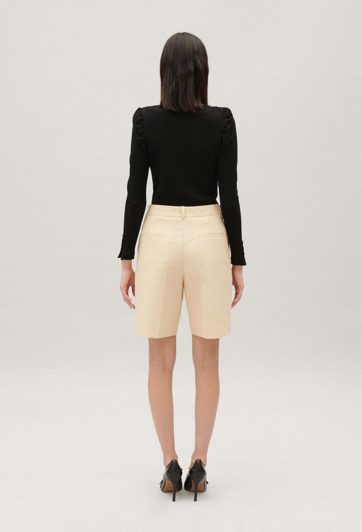 Bermudas algod&oacute;n beige claro