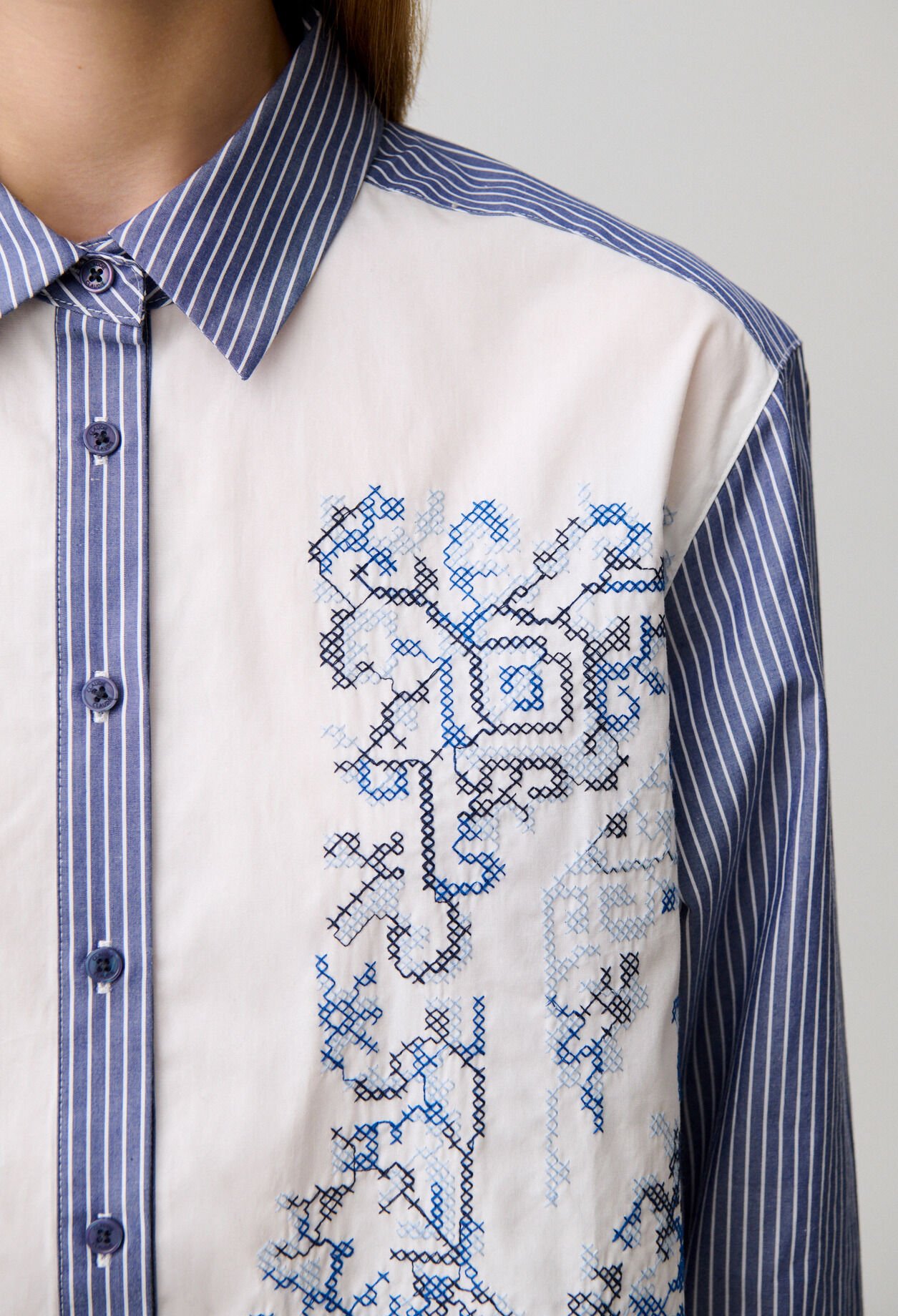 Camisa de algod&oacute;n a rayas