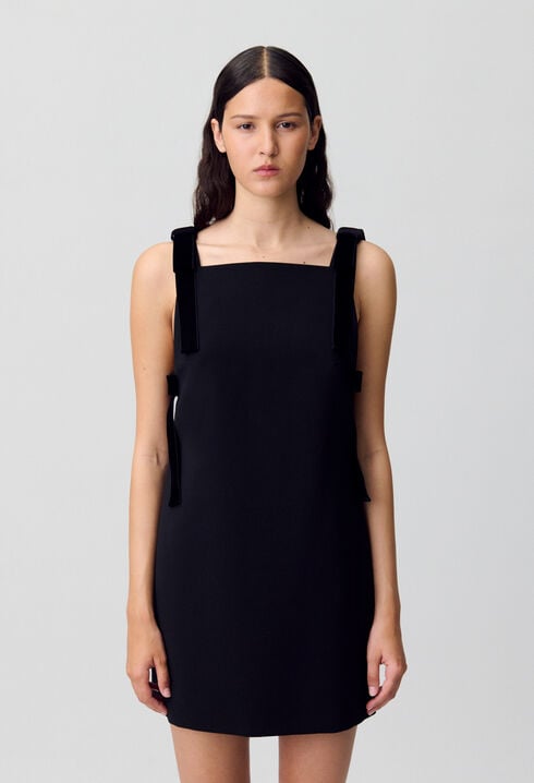 Vestido corto de terciopelo