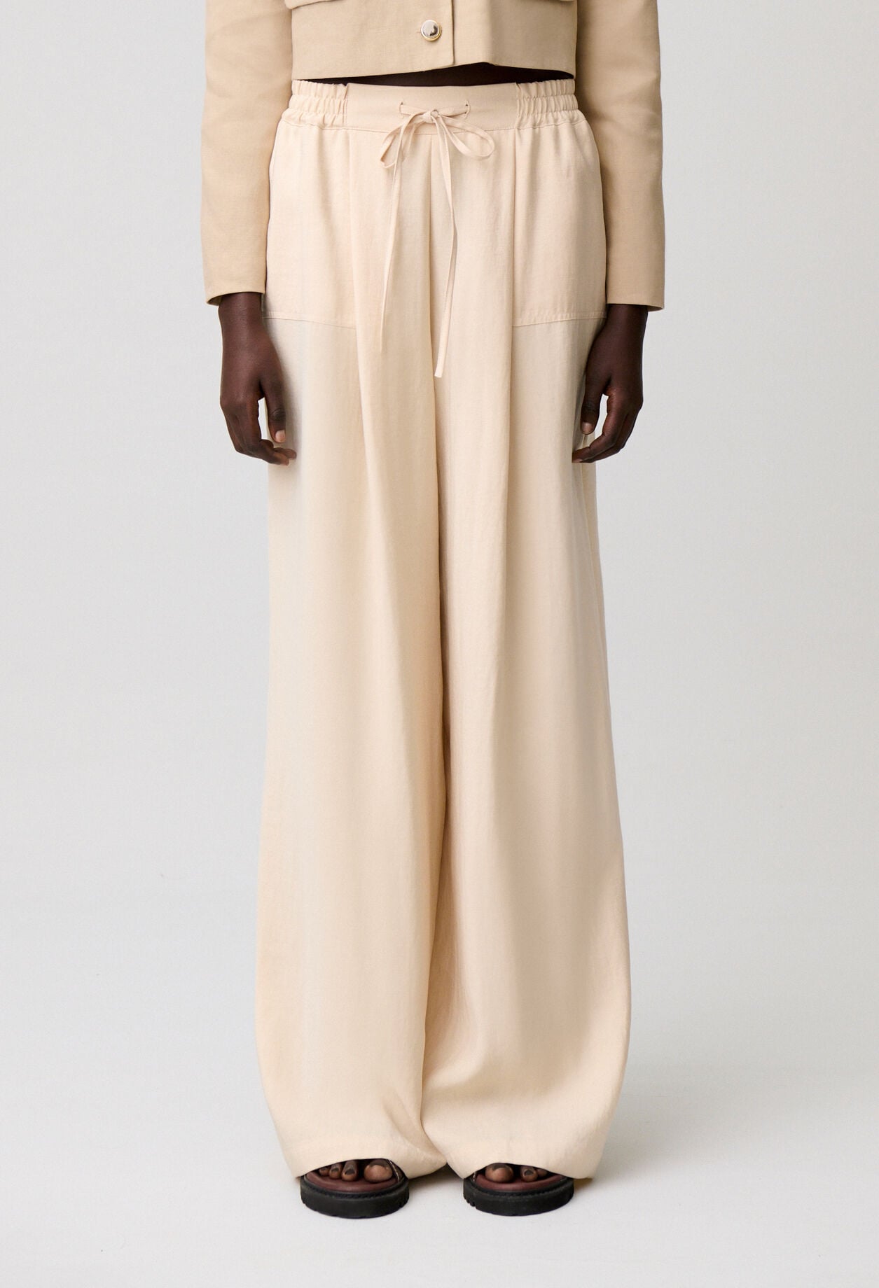 Pantal&oacute;n de traje recto
