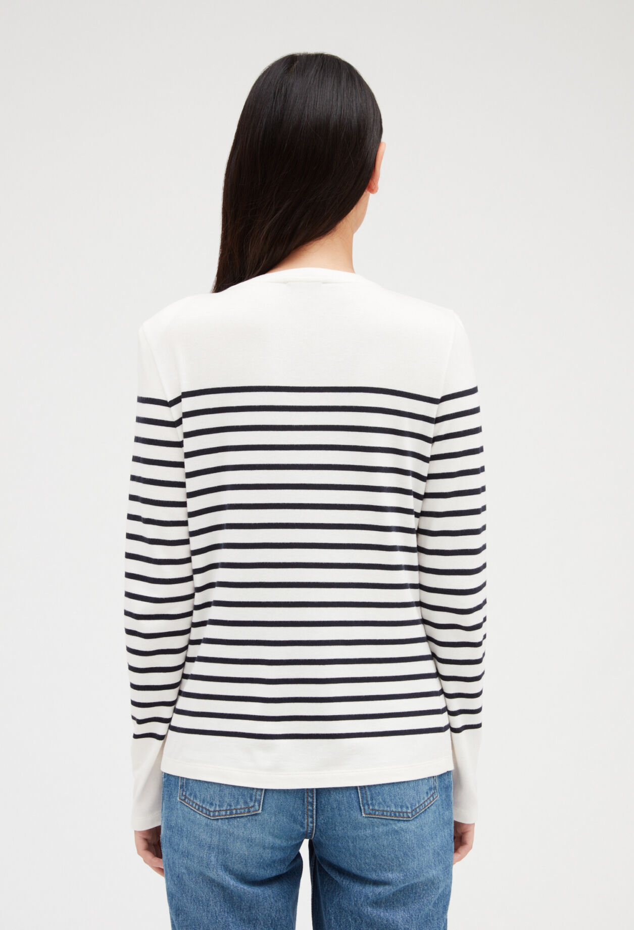 Camiseta marinera con botón