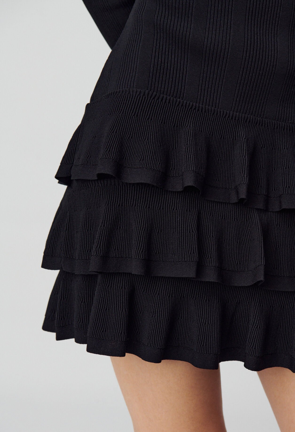 Vestido corto de punto fino