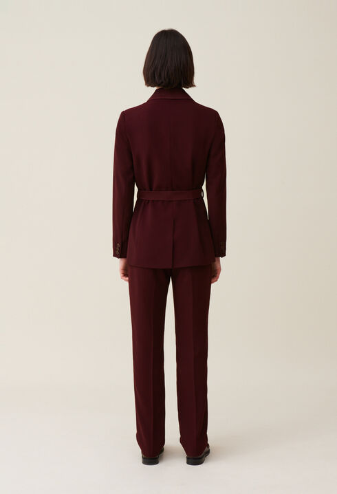 Chaqueta de traje con cintur&oacute;n