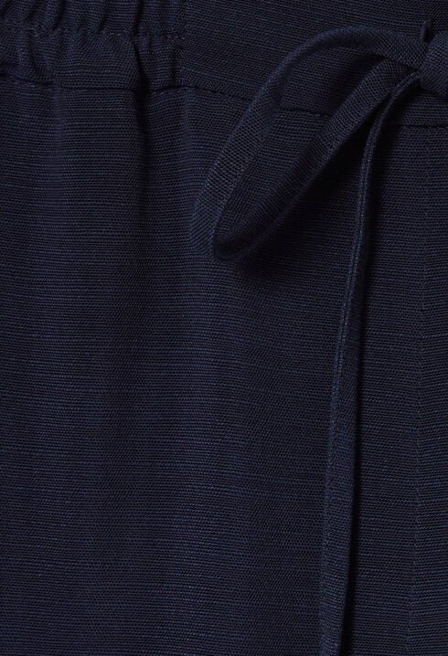 Pantal&oacute;n ancho color crudo