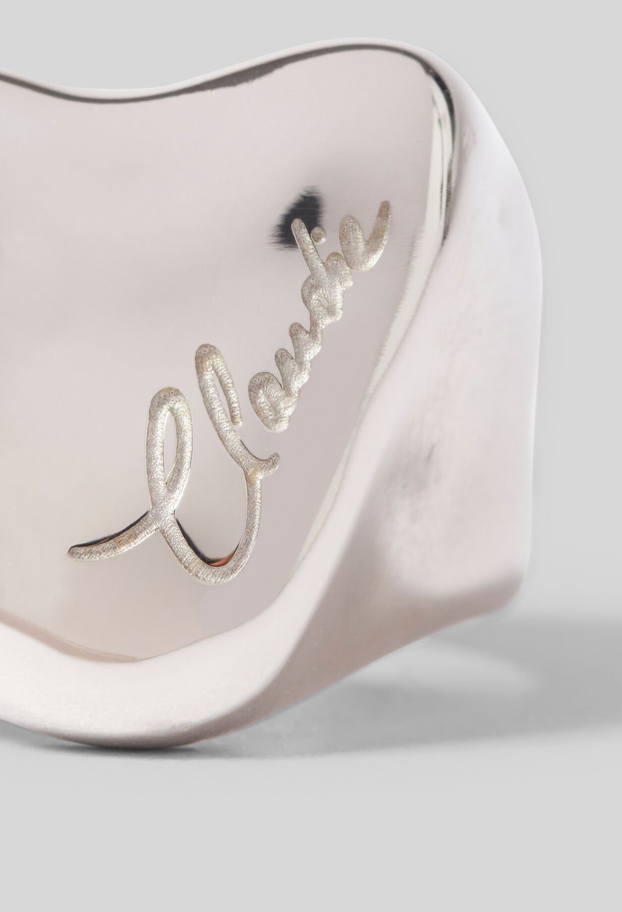 Anillo de sello en forma de corazón