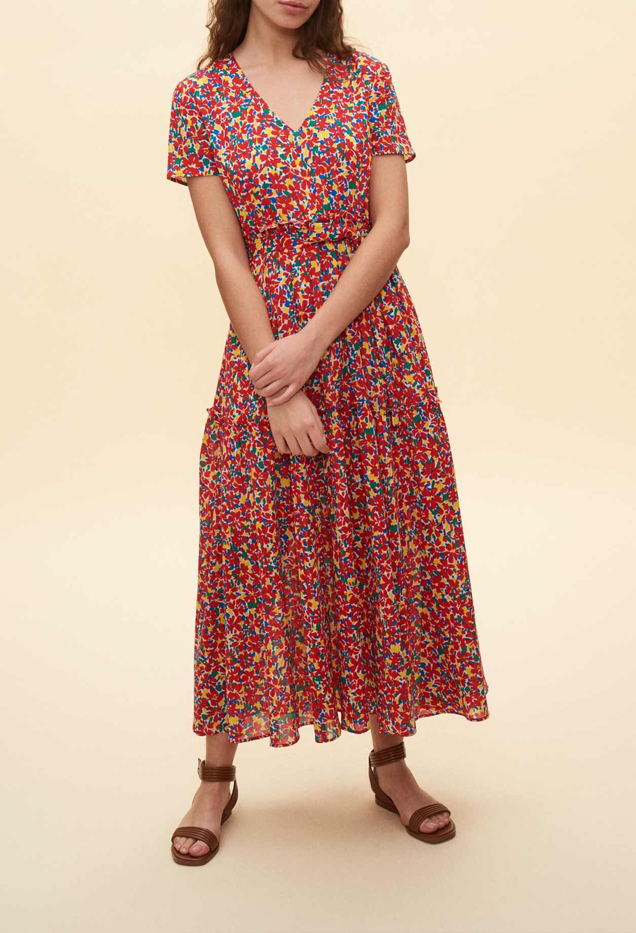 Vestido de flores con fruncidos
