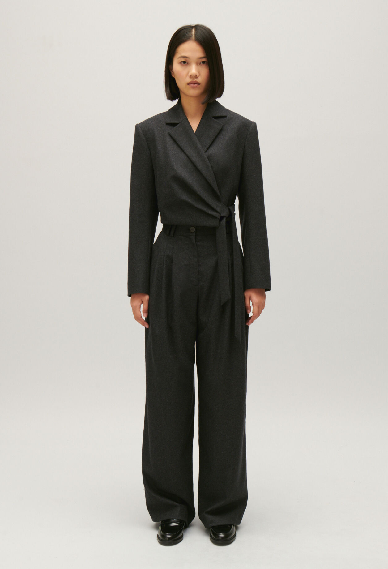 Chaqueta de traje corta gris chiné
