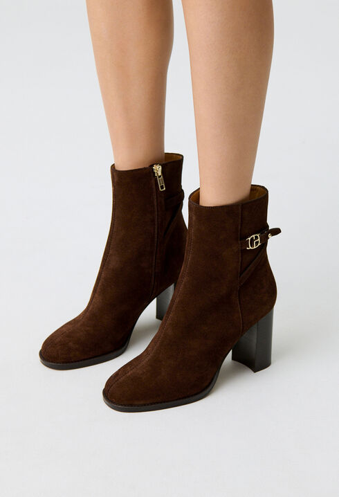 Botines de tacón de ante