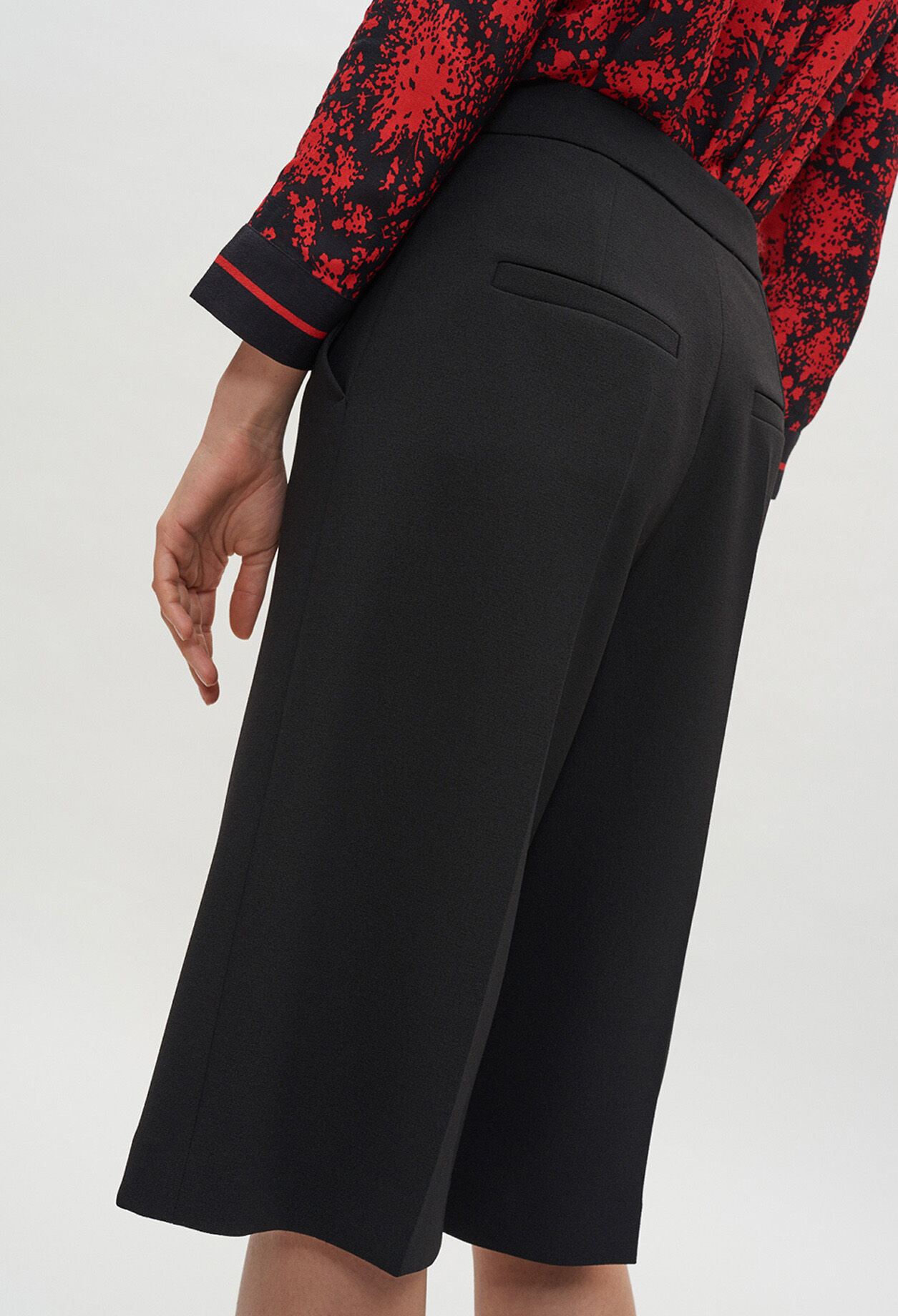 Falda pantalón negra