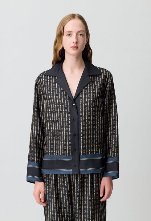 Blusa de seda fluida