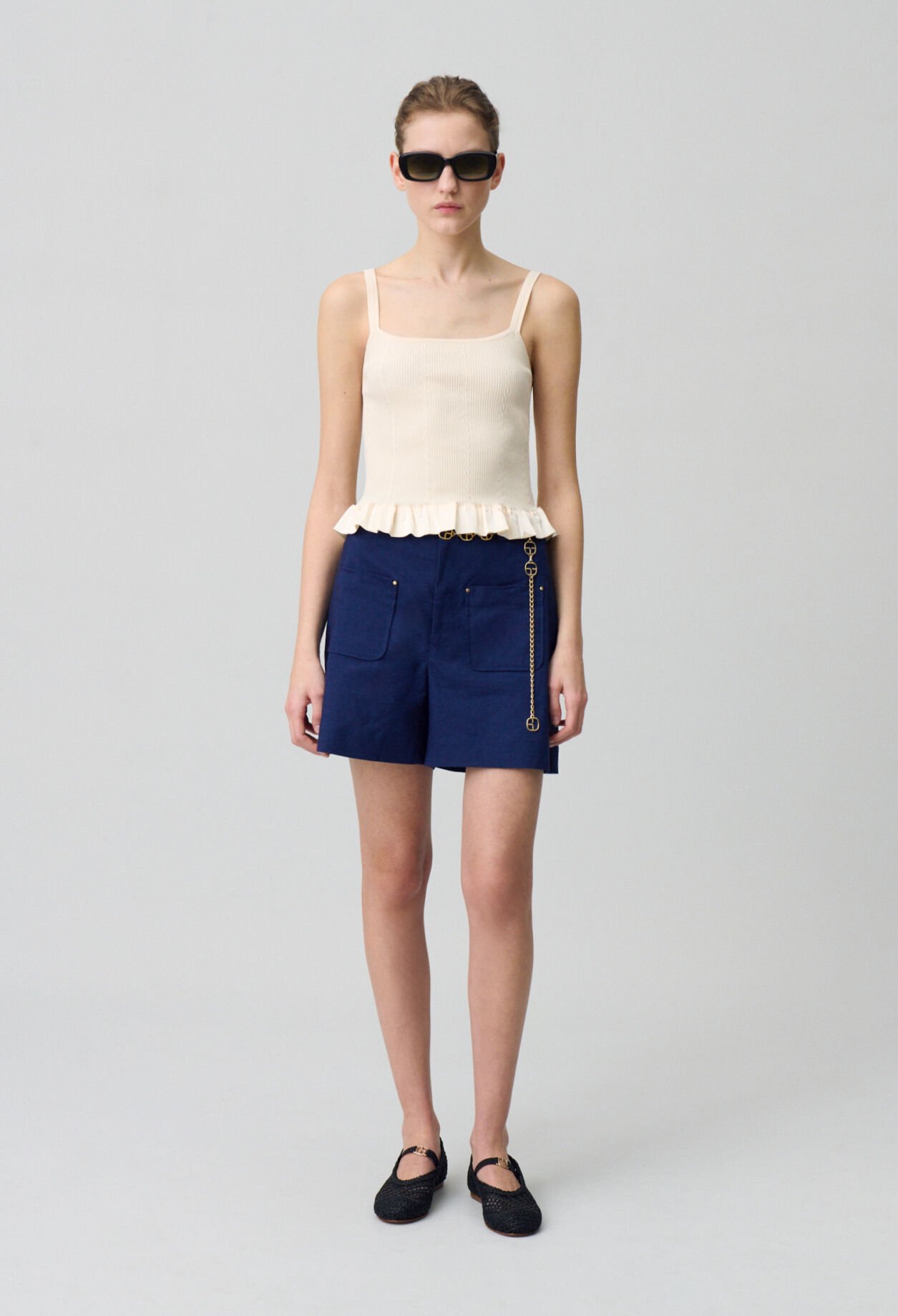 Top satinado con volantes