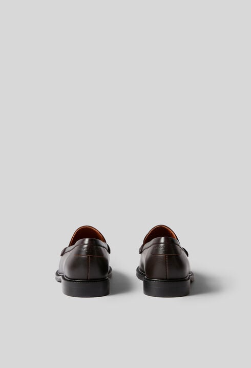 Mocasines de cuero color chocolate