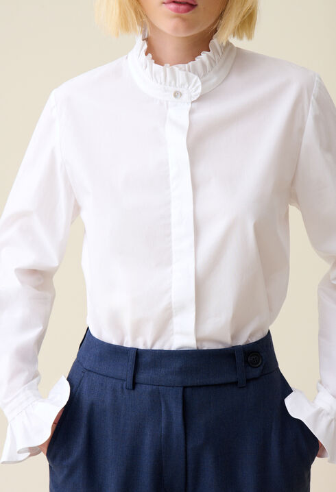 Blusa blanca cuello volante
