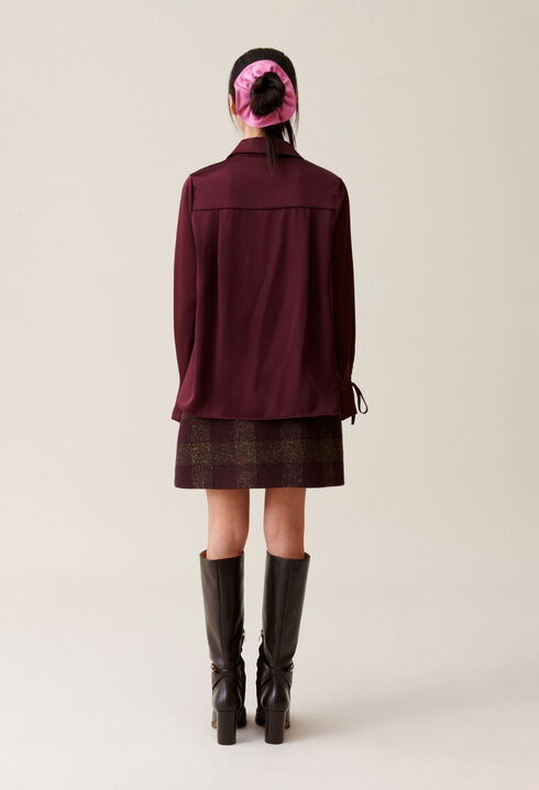 Blusa fluida cuello abierto