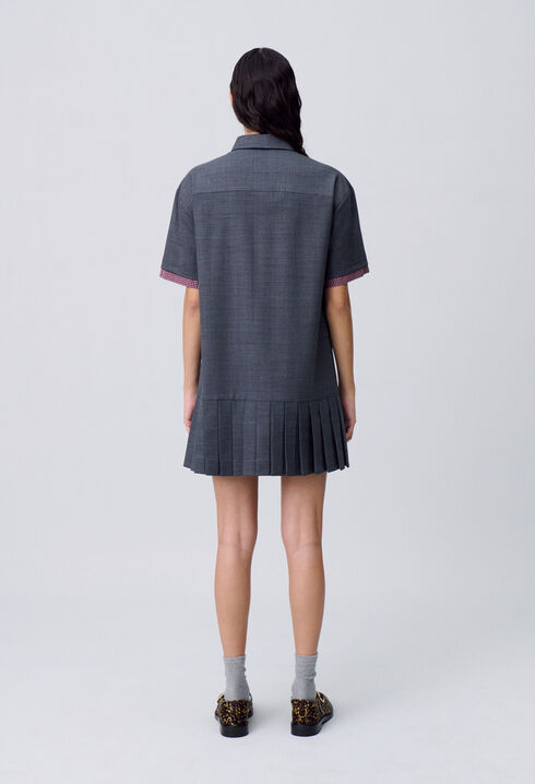 Vestido corto plisado