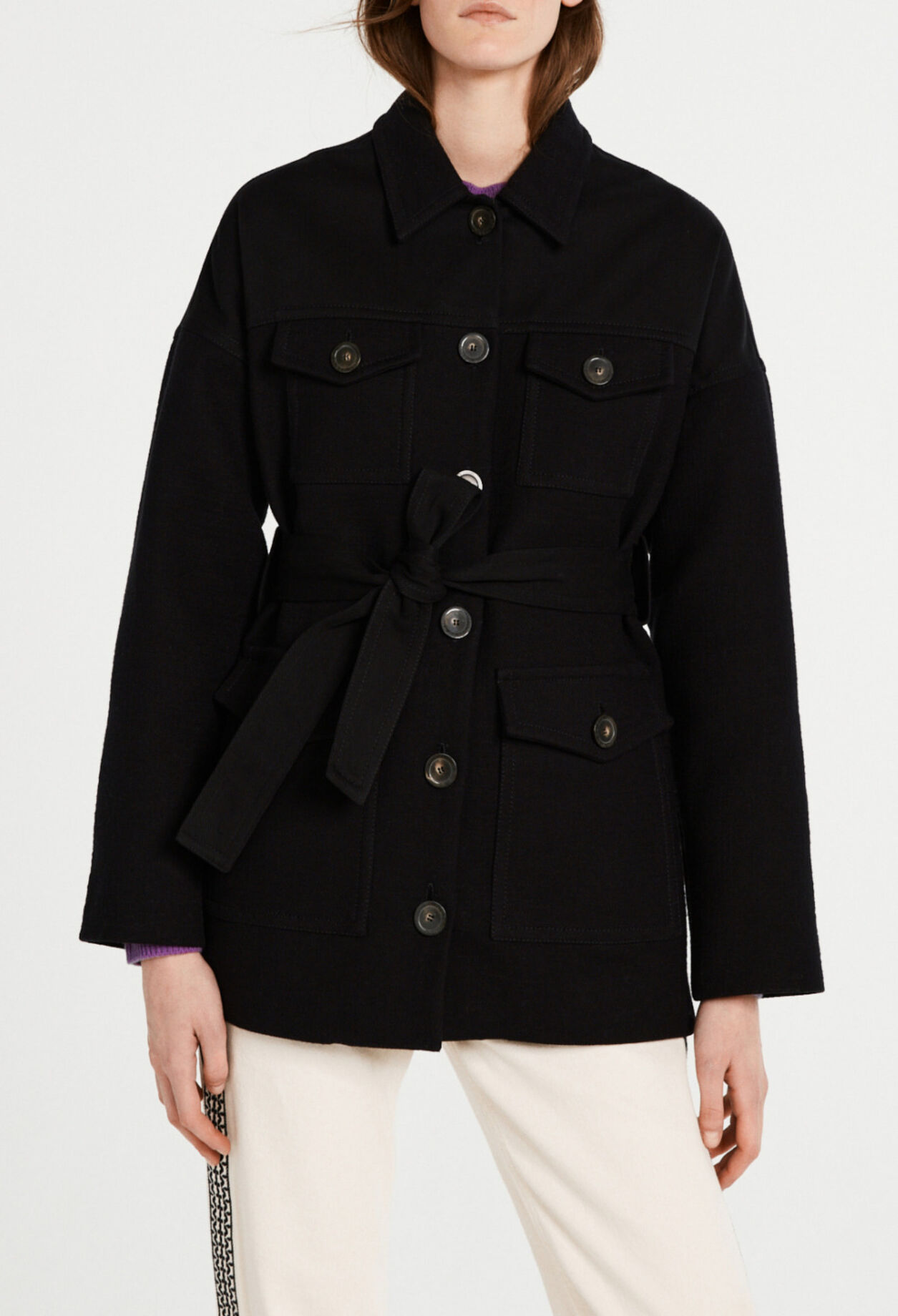 Chaqueta con cinturón