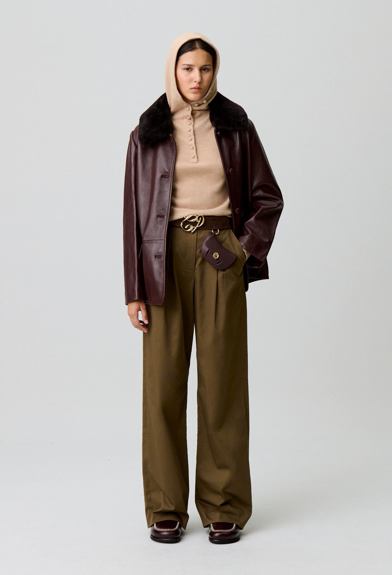 Anorak con capucha