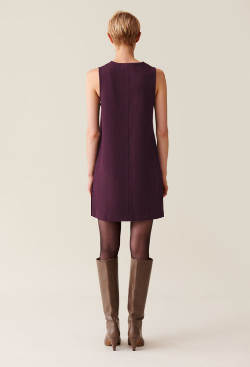Vestido corto sin mangas