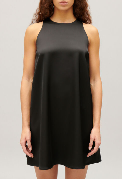 Vestido corto negro abotonado