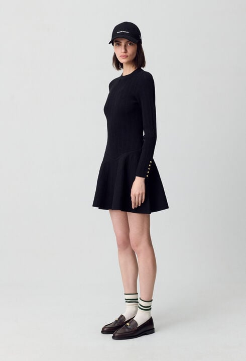 Vestido corto de línea evasé