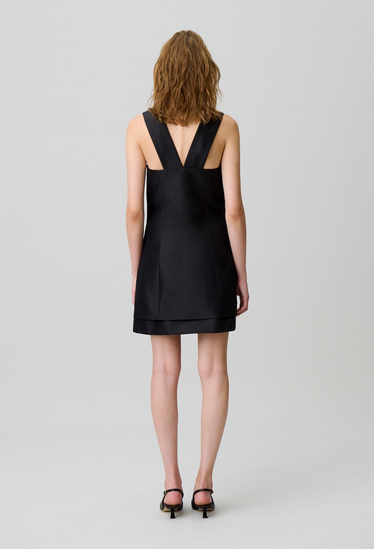 Vestido corto lazo