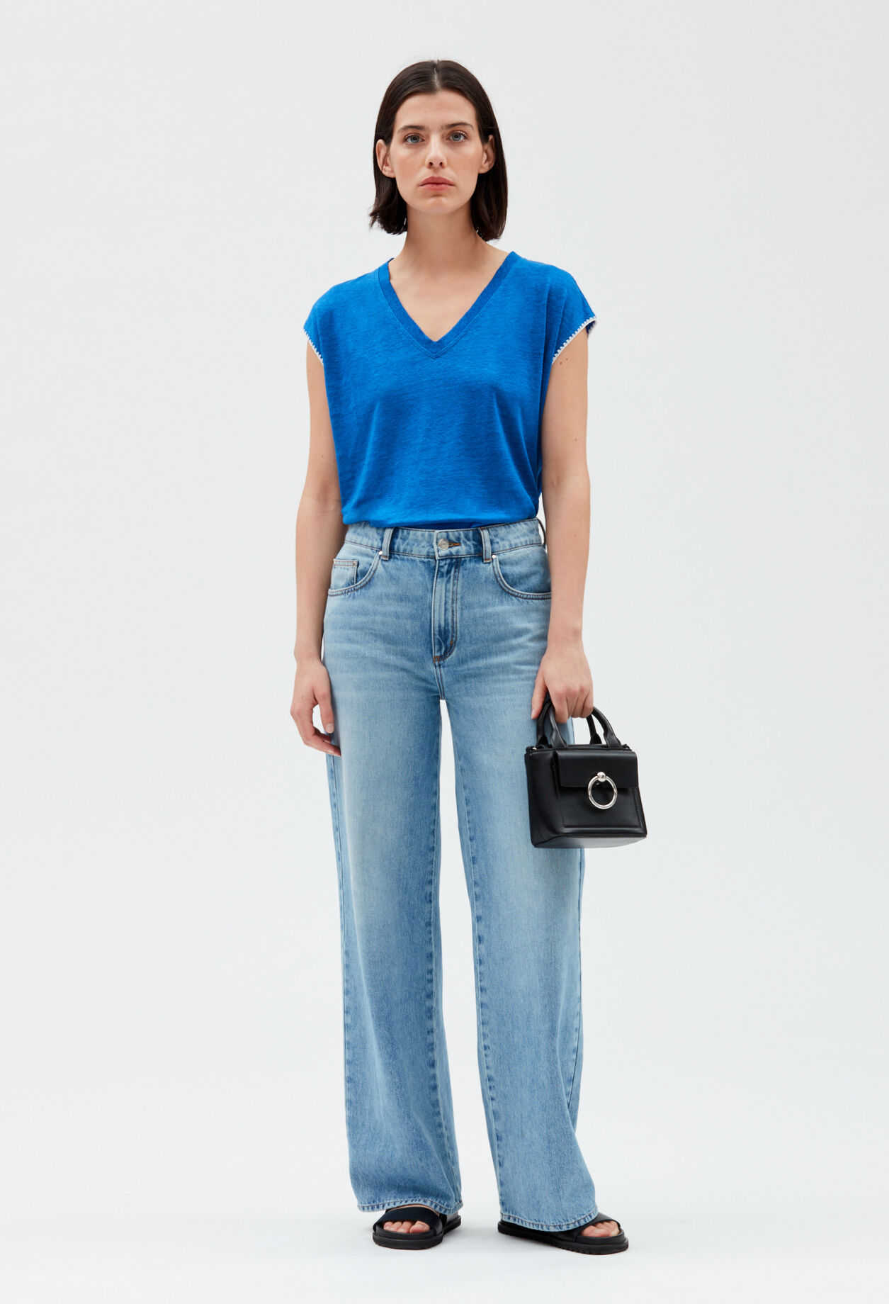 Camiseta lino azul