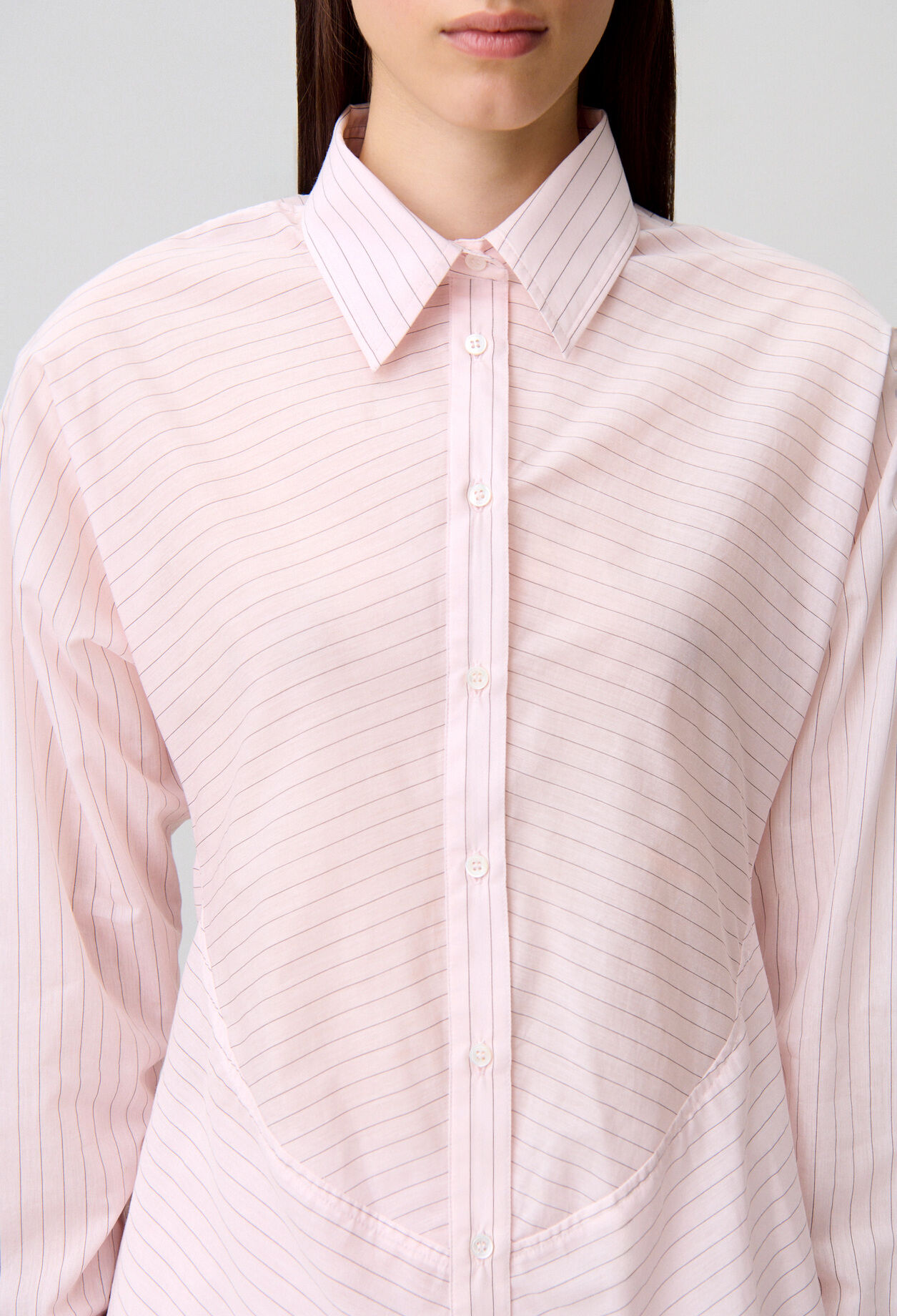 Camisa espalda con volantes