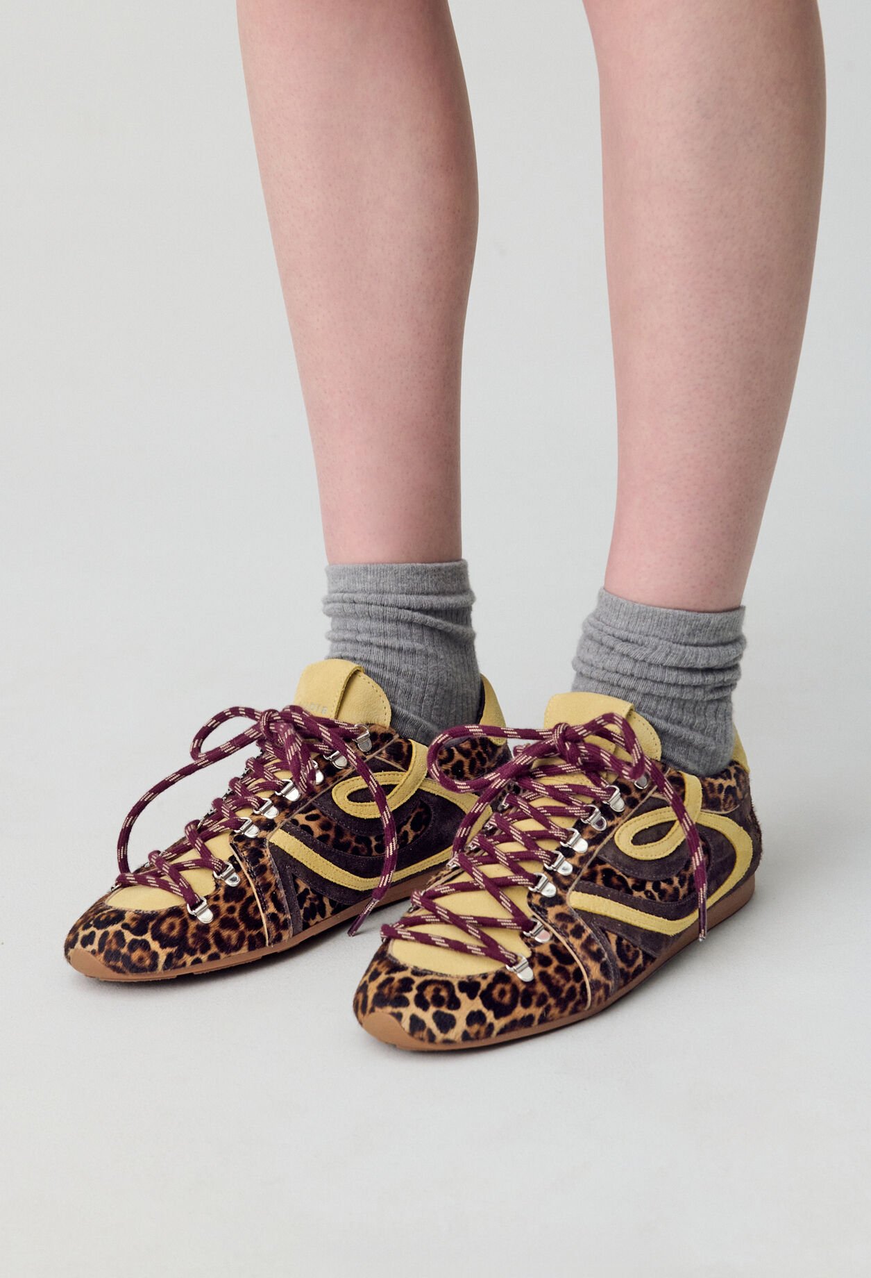 Zapatillas de cuero leopardo