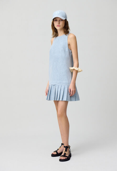 Vestido corto sin mangas