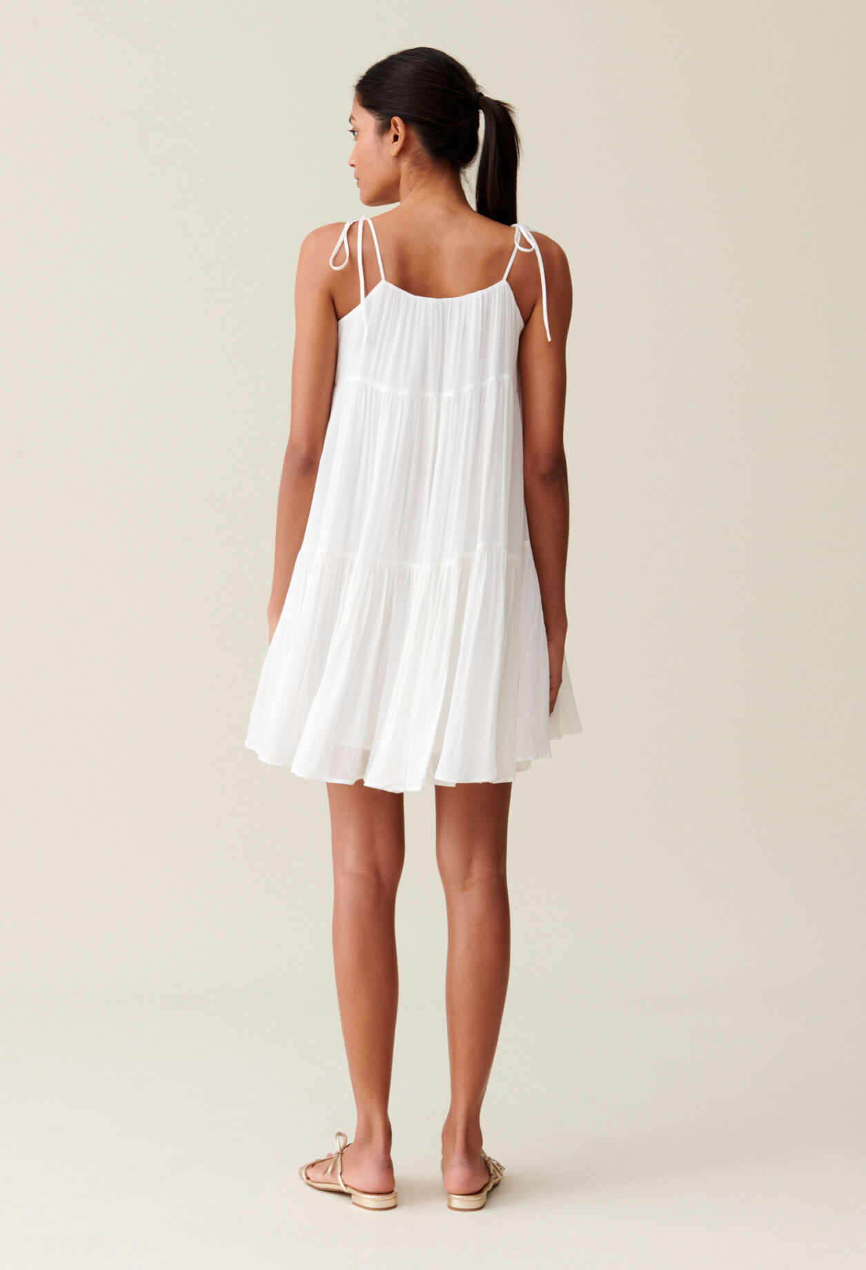 Vestido corto babydoll crudo