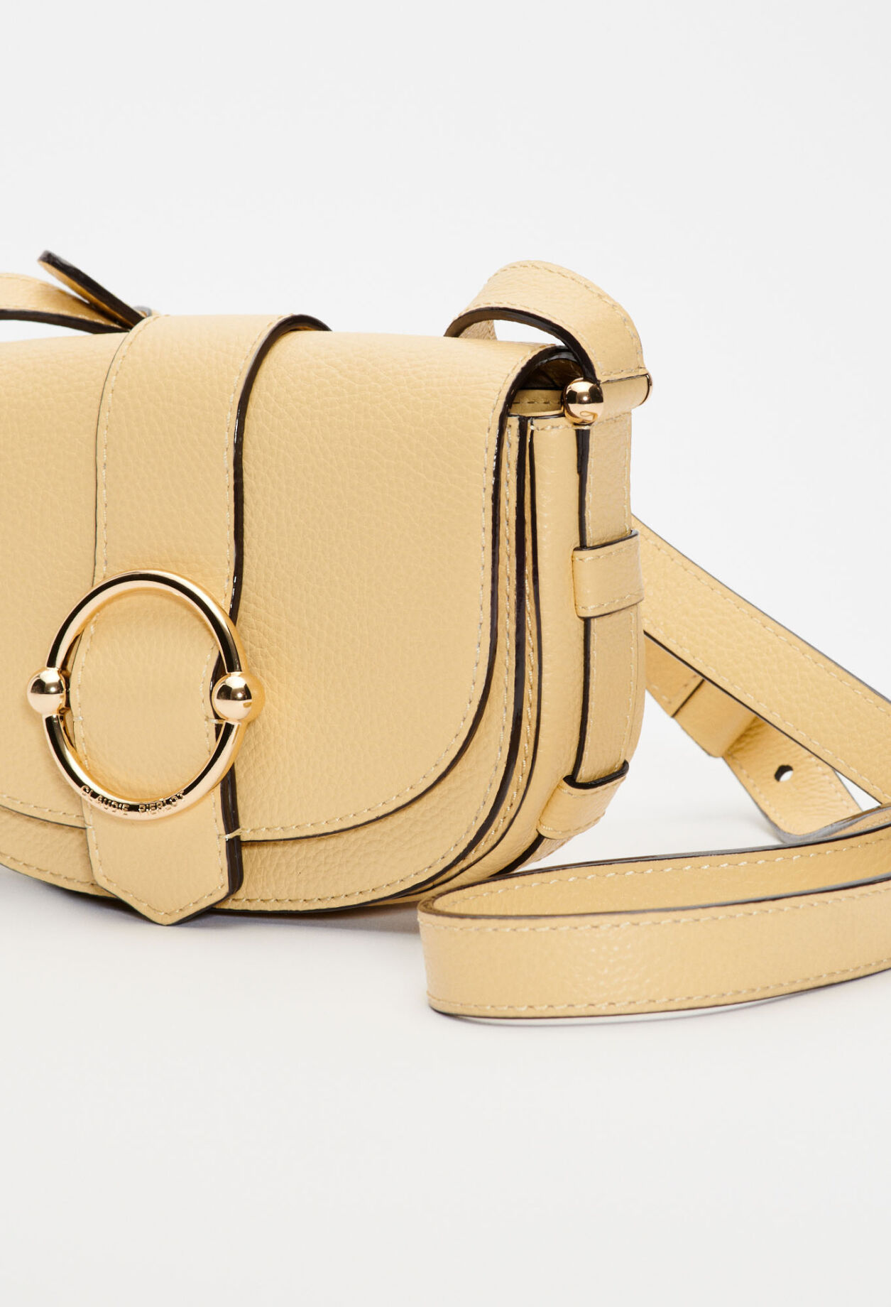Bolsa de cuero