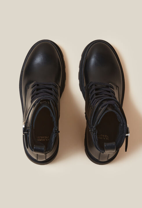 Botas militares de cuero