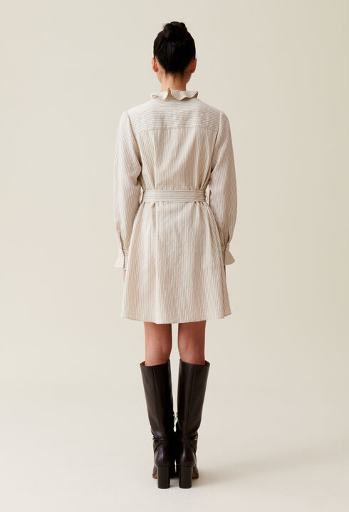 Vestido a rayas con cuello volante