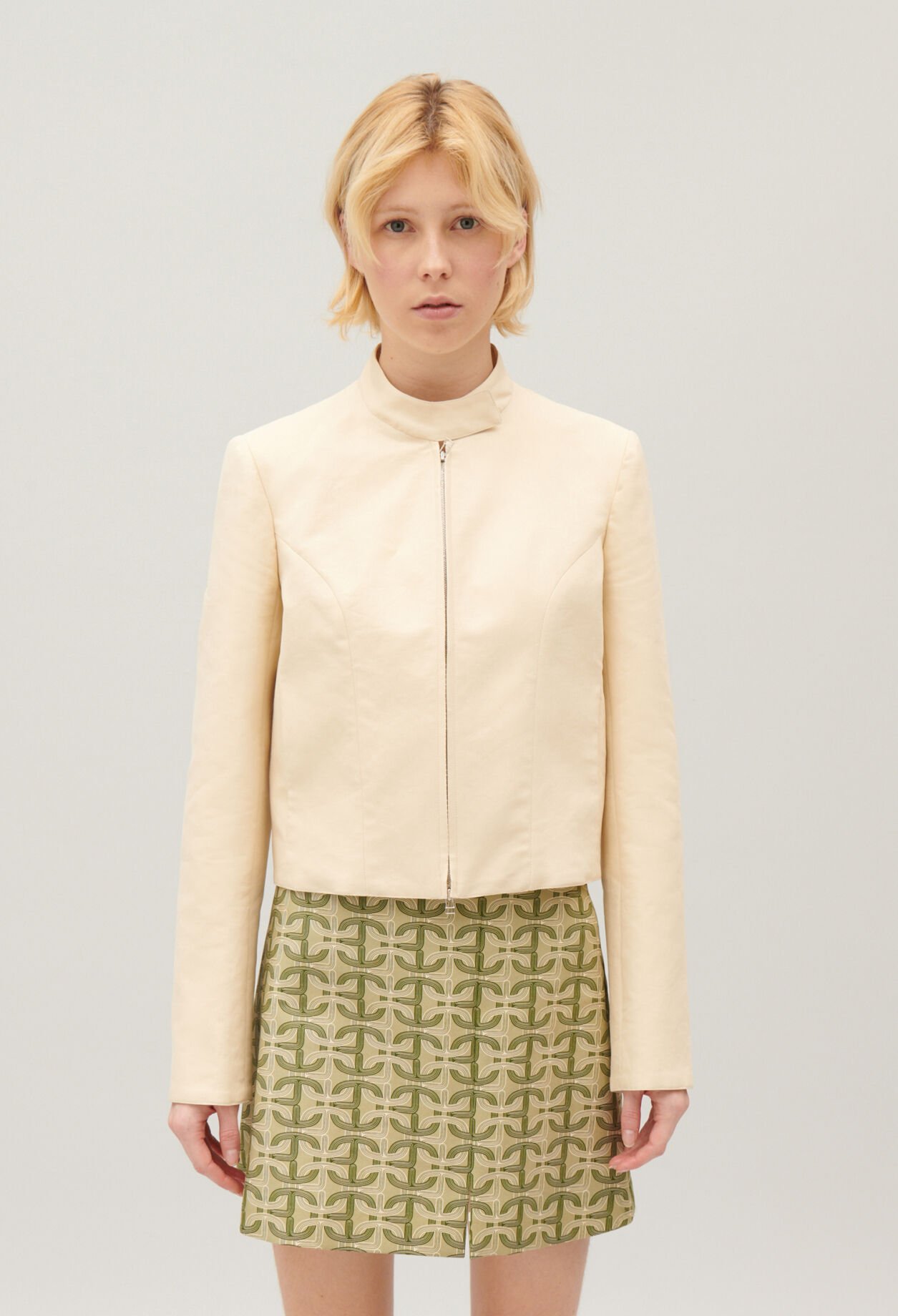 Cazadora biker beige claro