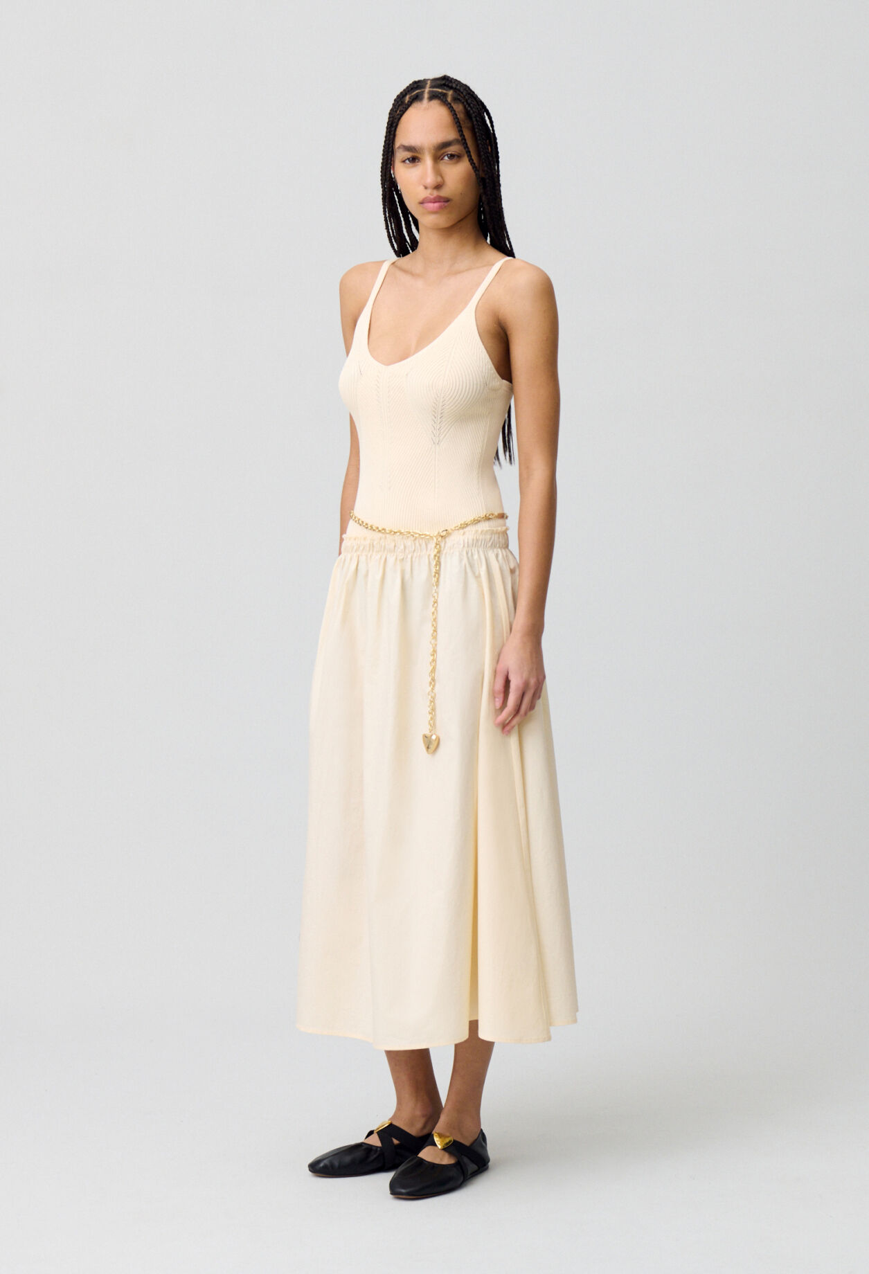 Vestido midi con cuerpo de punto