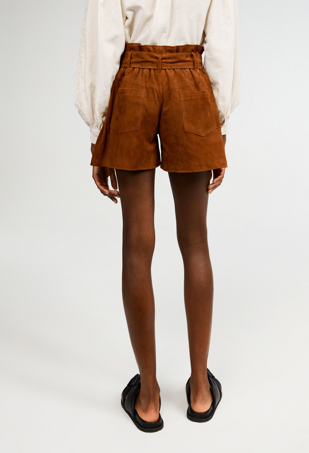 Pantalones cortos de ante