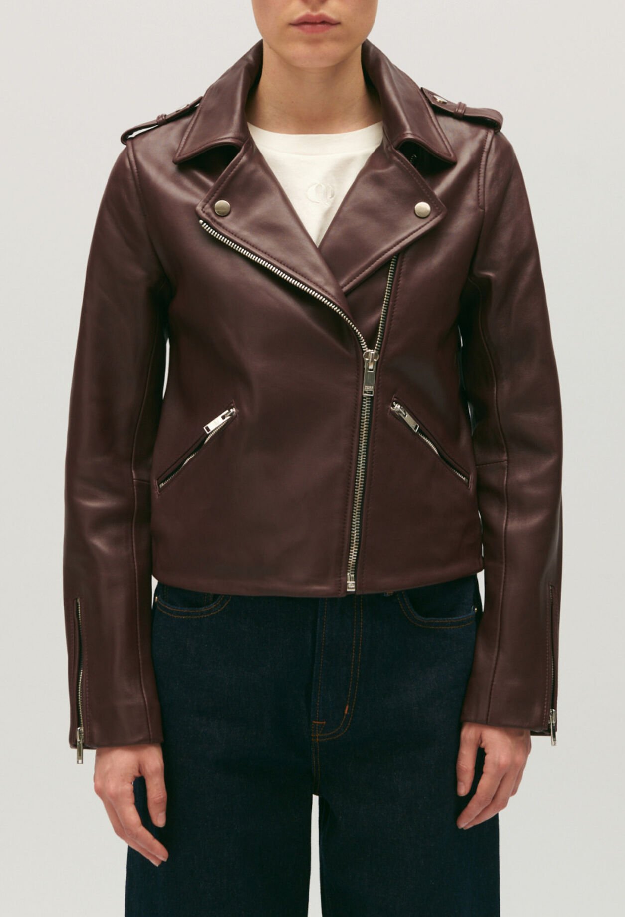 Chaqueta de cuero liso negro