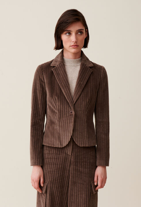 Chaqueta de terciopelo ajustada