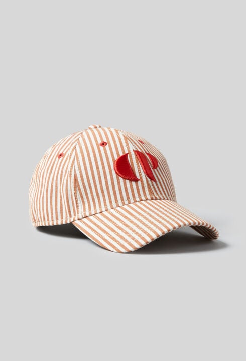 Gorra con monograma a rayas CP